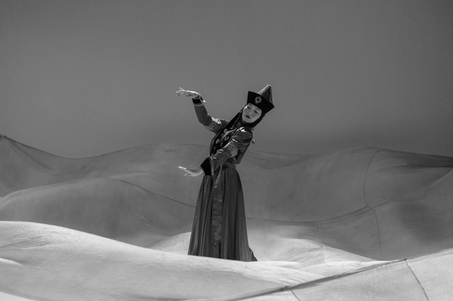 Breaking e movimenti acrobatici in palestra